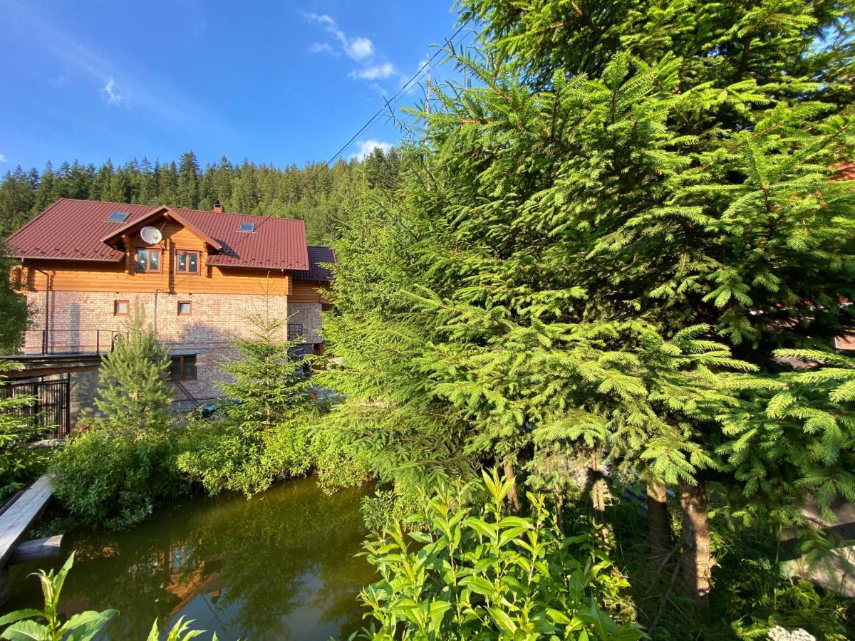 Під Магурою Hotell Vorochta Exteriör bild