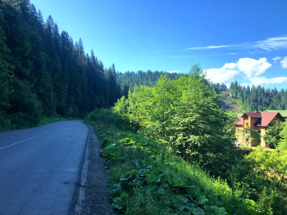 Під Магурою Hotell Vorochta Exteriör bild