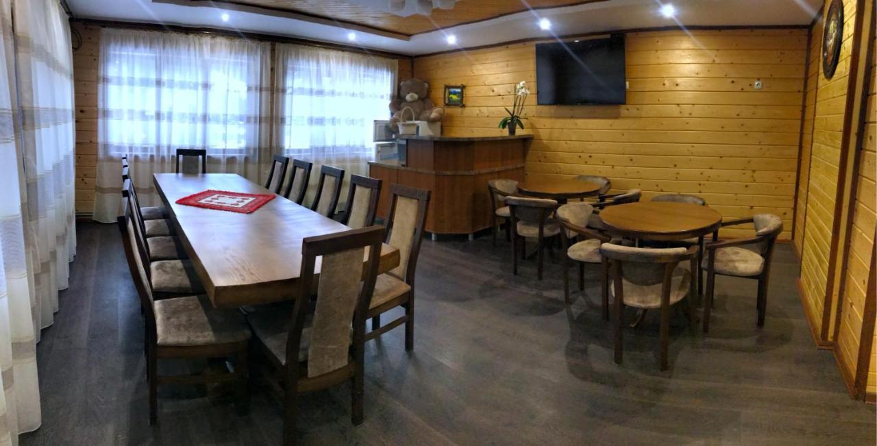 Під Магурою Hotell Vorochta Exteriör bild