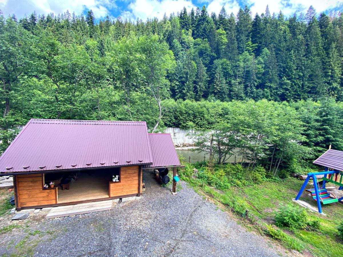 Під Магурою Hotell Vorochta Exteriör bild