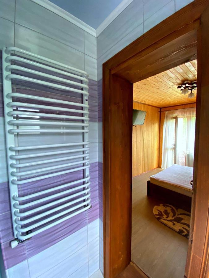 Під Магурою Hotell Vorochta Exteriör bild