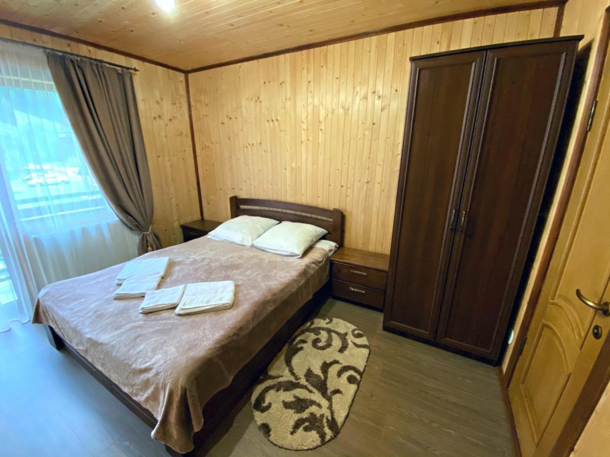 Під Магурою Hotell Vorochta Exteriör bild