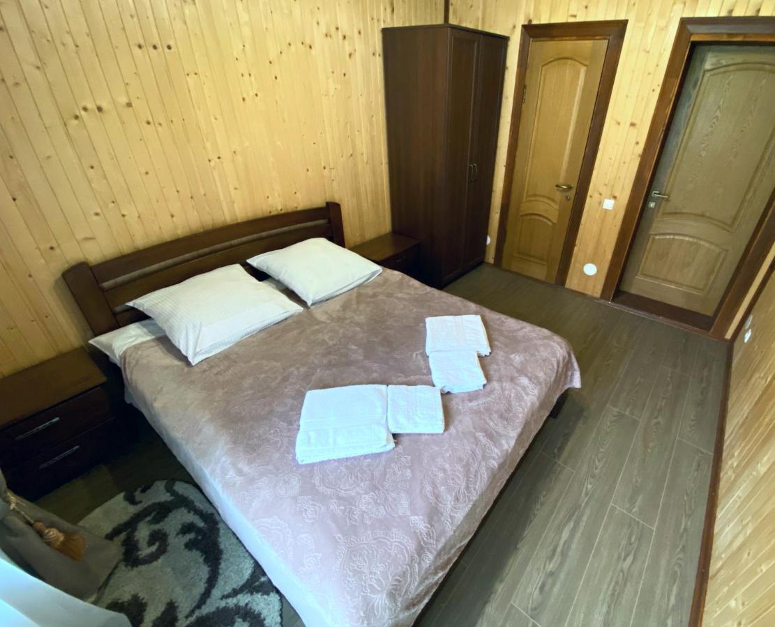 Під Магурою Hotell Vorochta Exteriör bild