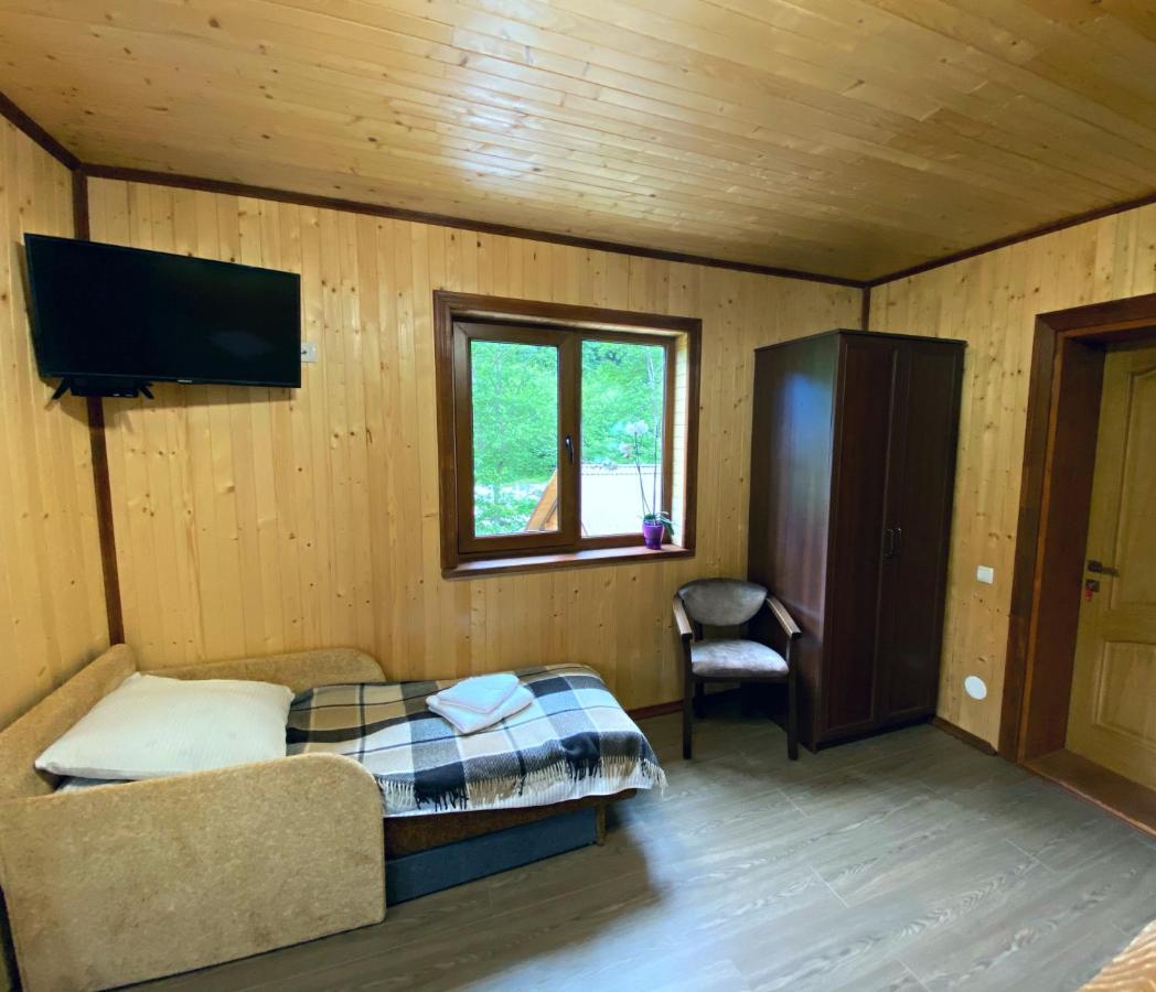 Під Магурою Hotell Vorochta Exteriör bild